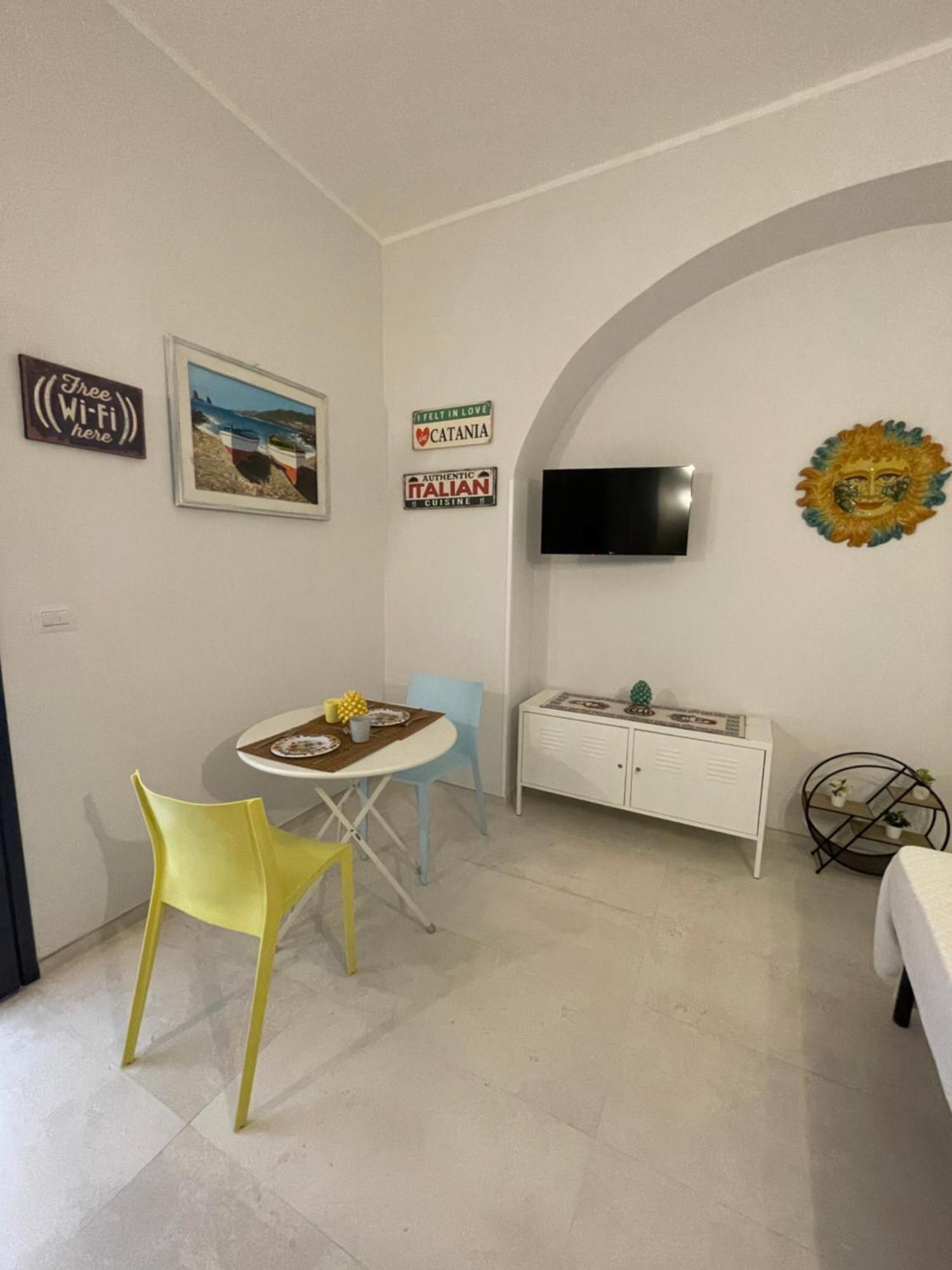 Corte Capuana Lejlighed Catania Eksteriør billede